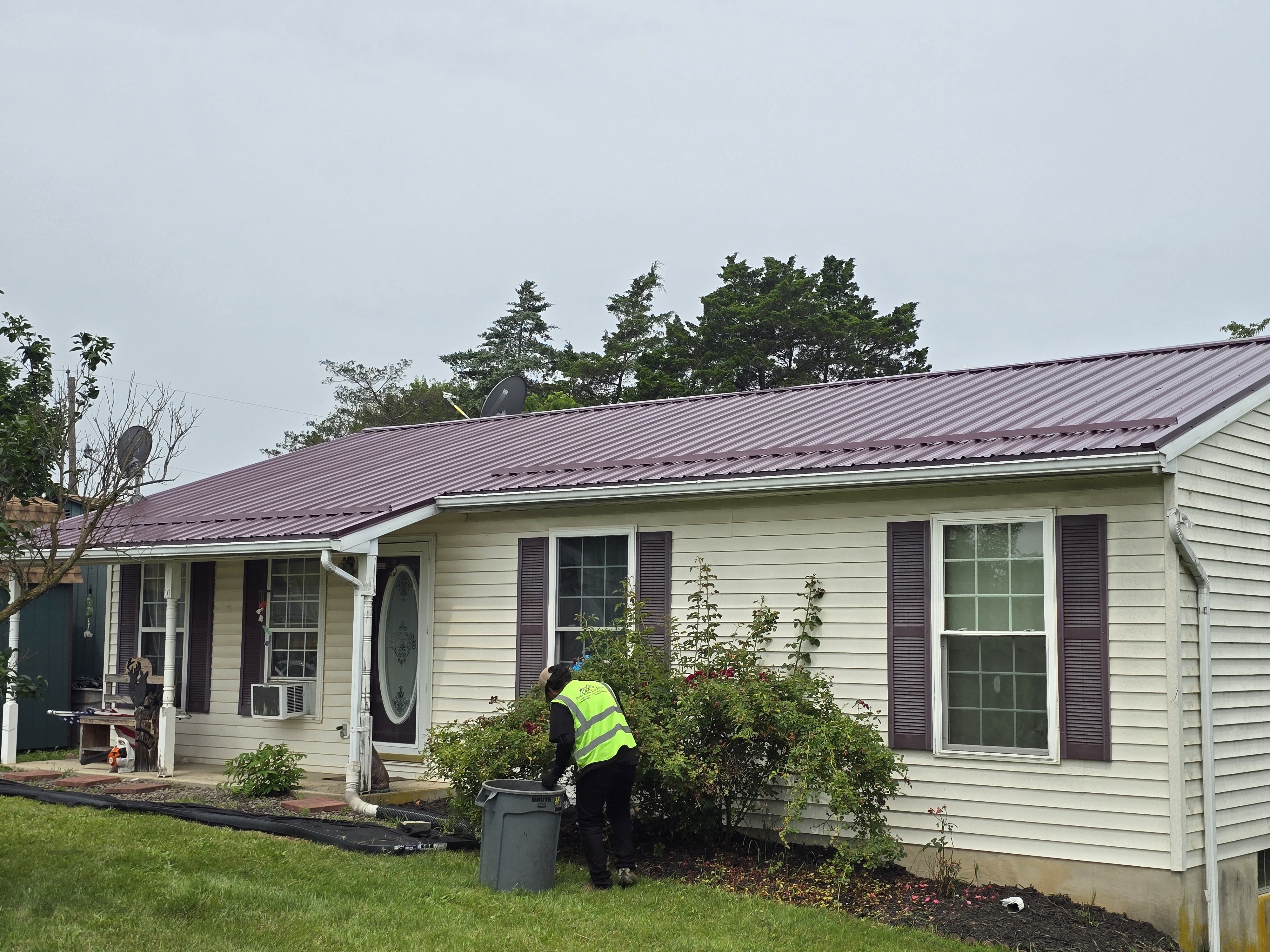 Metal roof installation Greencastle pa 